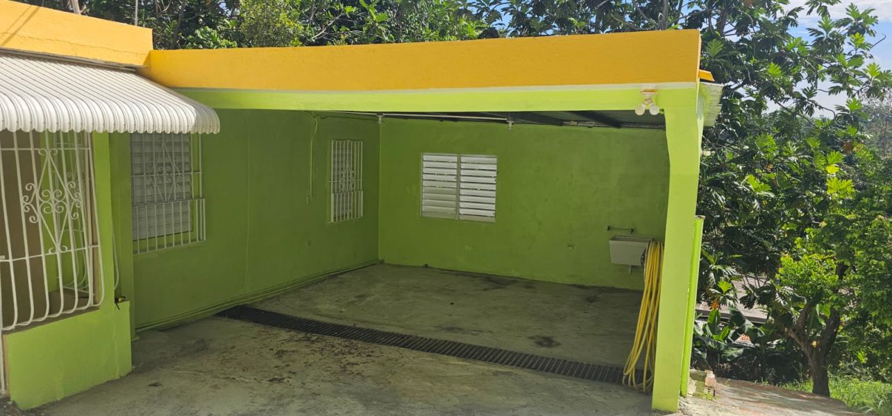 Carr Pr 2 Km 18 Int Calle 12 Parcela 31 Bo Mucarab Toa Alta 00953 PR