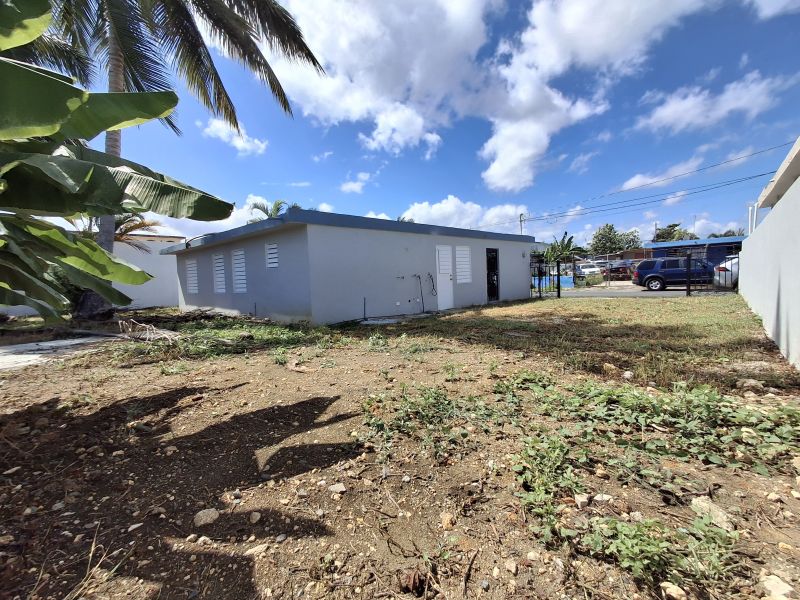 221 Trinitaria St Hostos Comm Campanilla Wd Toa Baja 00949 PR