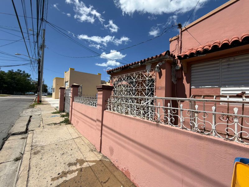 Bo Dulces Labios 0-281 Calle R De Arecibo Mayaguez 00680 PR