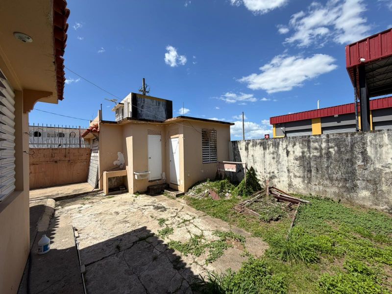 Bo Dulces Labios 0-281 Calle R De Arecibo Mayaguez 00680 PR