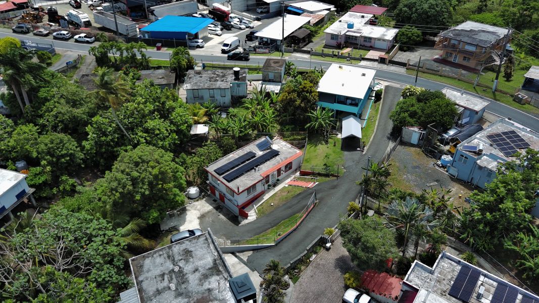 Bo Quebrada Arenas Sr 935 Km Hm 18.1 Las Piedras 00771 PR