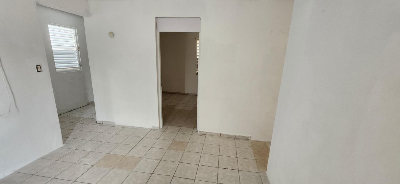 Calle Jimenez Garcia # 4 Urb Jardines Pla Caguas 00725 PR