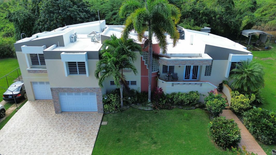 1117 Calle Virginia Barreto Garcia Quebradillas 00678 PR