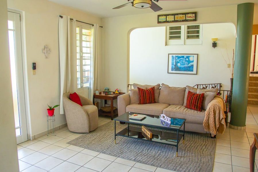 1117 Calle Virginia Barreto Garcia Quebradillas 00678 PR