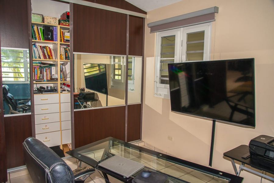 1117 Calle Virginia Barreto Garcia Quebradillas 00678 PR