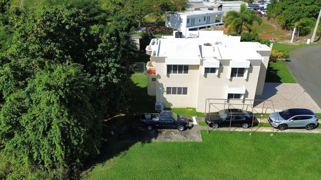 1117 Calle Virginia Barreto Garcia Quebradillas 00678 PR