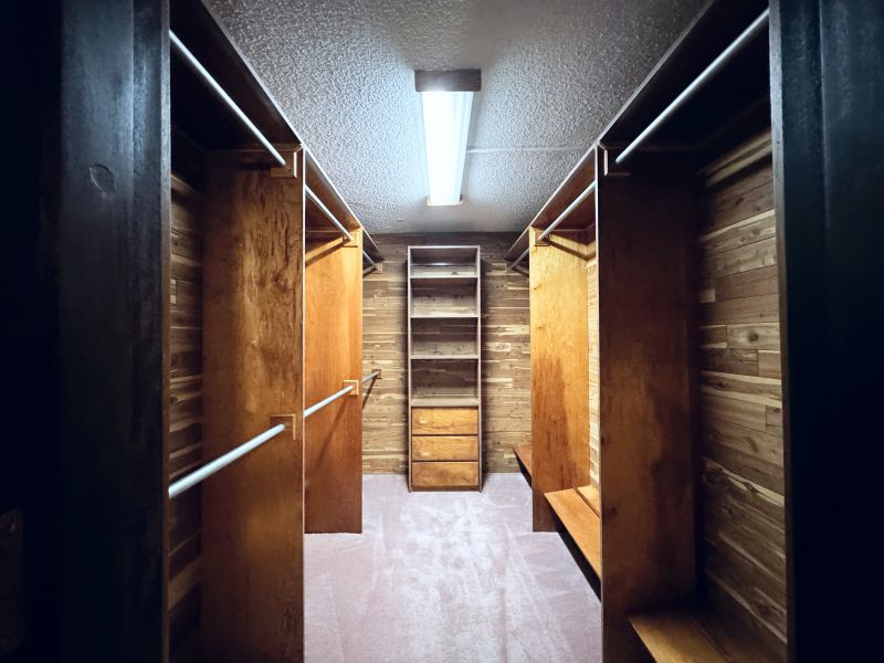 Calle Alhambra 10-28 Urb Torrimar Guaynabo 00969 PR