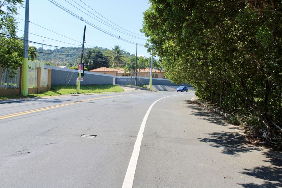 Urb Valle Boriquen Carr 931 Km 0.6 Bo Navarro, Gurabo - 21