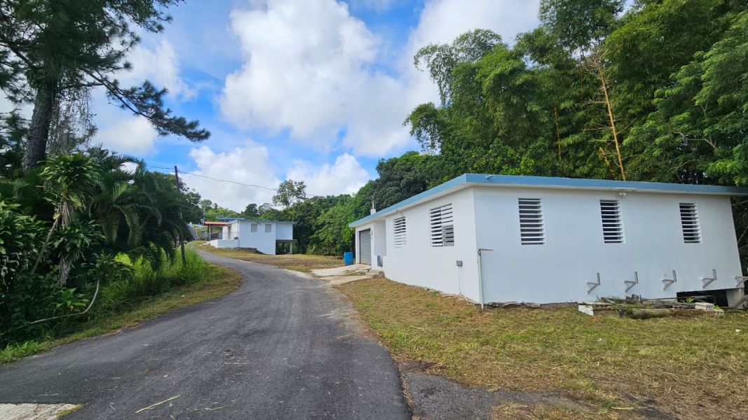 Solar 4 Bo Juan Asencio Carr 790 Km 1.5 Aguas Buenas 00703 PR