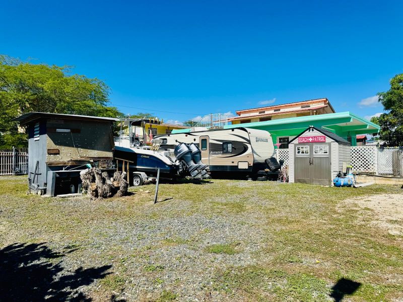 Carr 324 Km 1.9 Int Bo Papayo Lajas 00667 PR