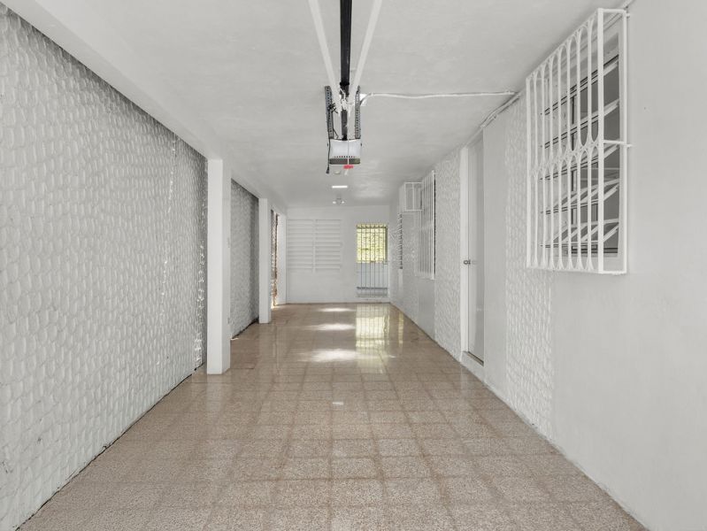 Parte Baja Calle 27 Blq W13 Urb Bella Vista, Bayamon - 19
