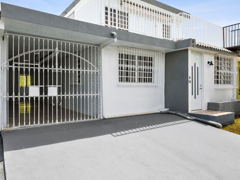 Parte Baja Calle 27 Blq W13 Urb Bella Vista, Bayamon - 18