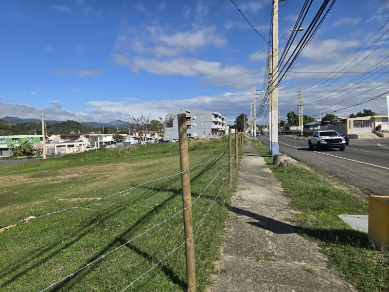 Bo Retiro Carr 102 Ave Universidad Interamericana San German 00683 PR