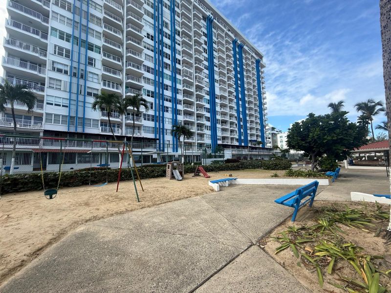 Marbella Del Caribe Oeste 5347 Ave Isla Verde Apt Carolina 00970 PR