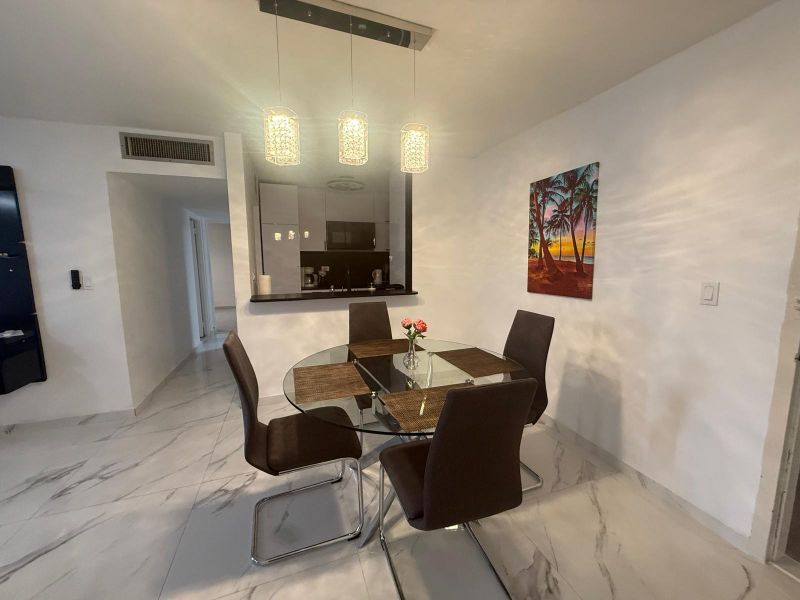 Marbella Del Caribe Oeste 5347 Ave Isla Verde Apt Carolina 00970 PR