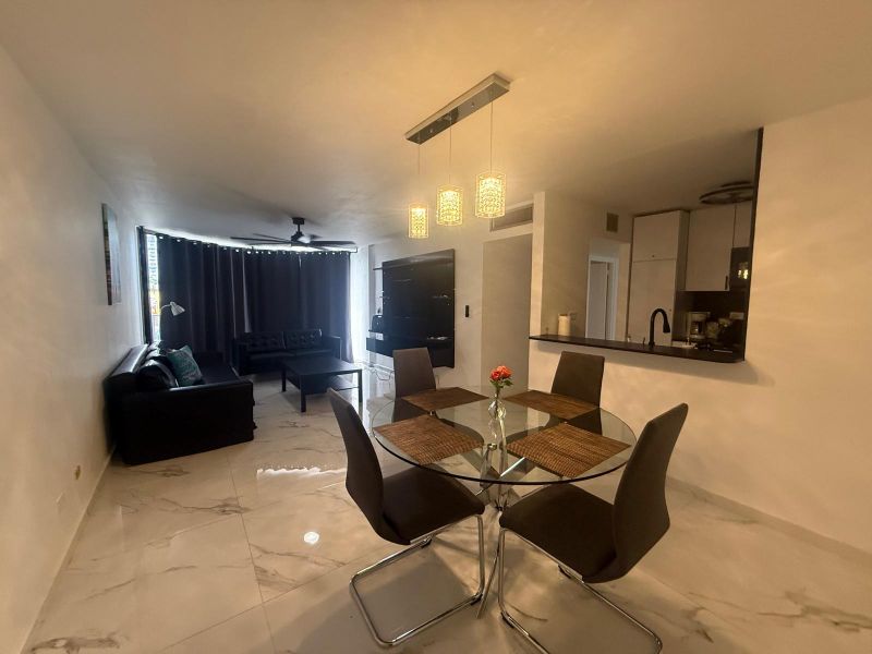 Marbella Del Caribe Oeste 5347 Ave Isla Verde Apt Carolina 00970 PR