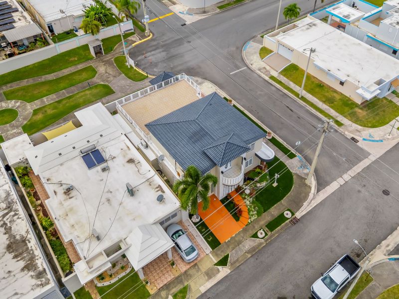 Urb Estancias Del Golf Club 701 Calle Enrique Lagu, Ponce - 53