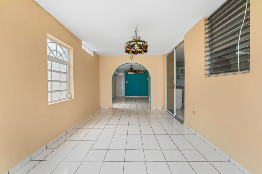 Urb Estancias Del Golf Club 701 Calle Enrique Lagu, Ponce - 24