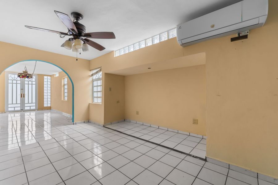 Urb Estancias Del Golf Club 701 Calle Enrique Lagu, Ponce - 25
