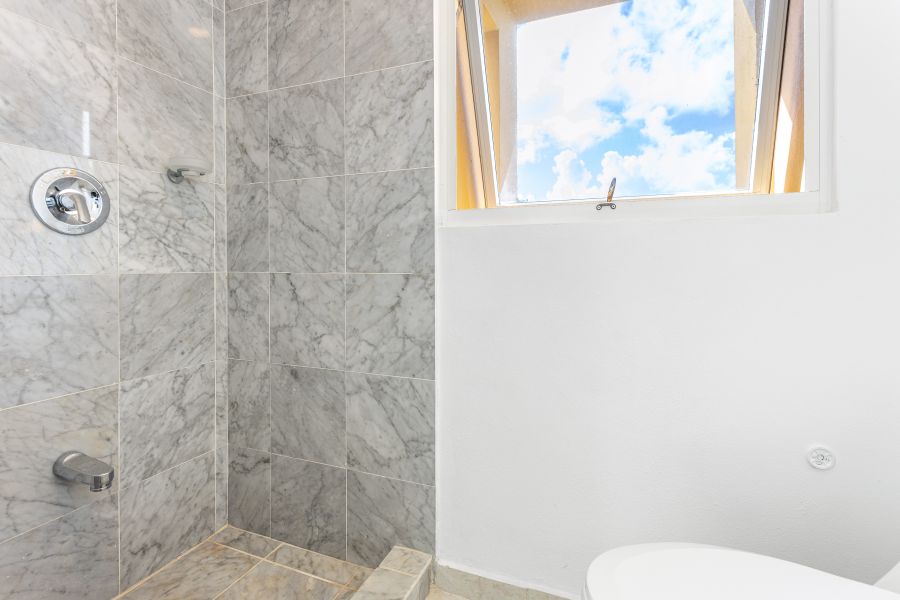 Urb Mar Caribe 16 Calle Flor Marina Naguabo 00718 PR