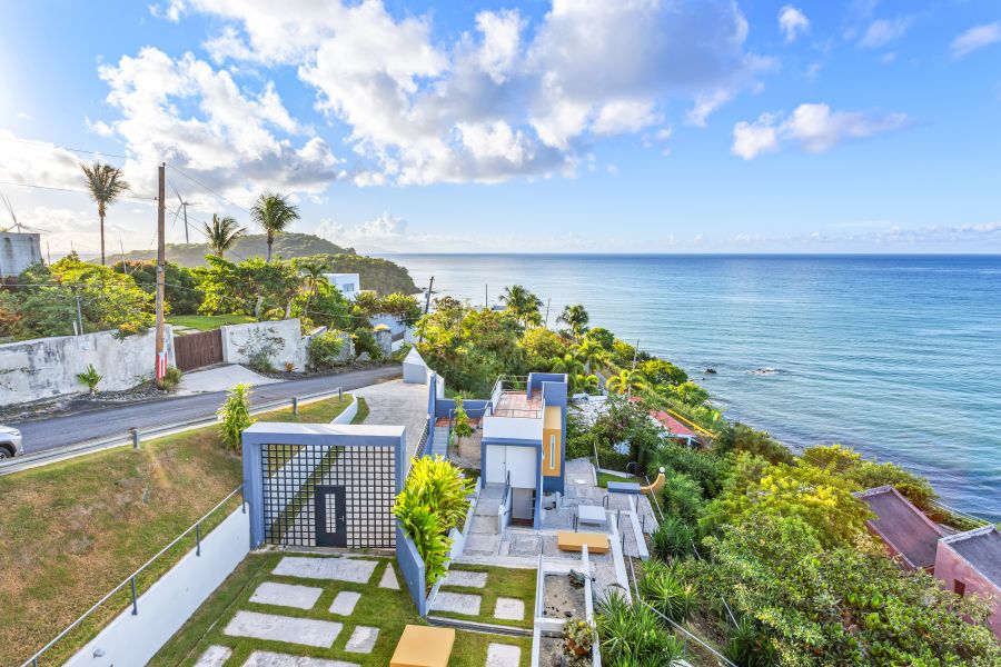 Urb Mar Caribe 16 Calle Flor Marina Naguabo 00718 PR