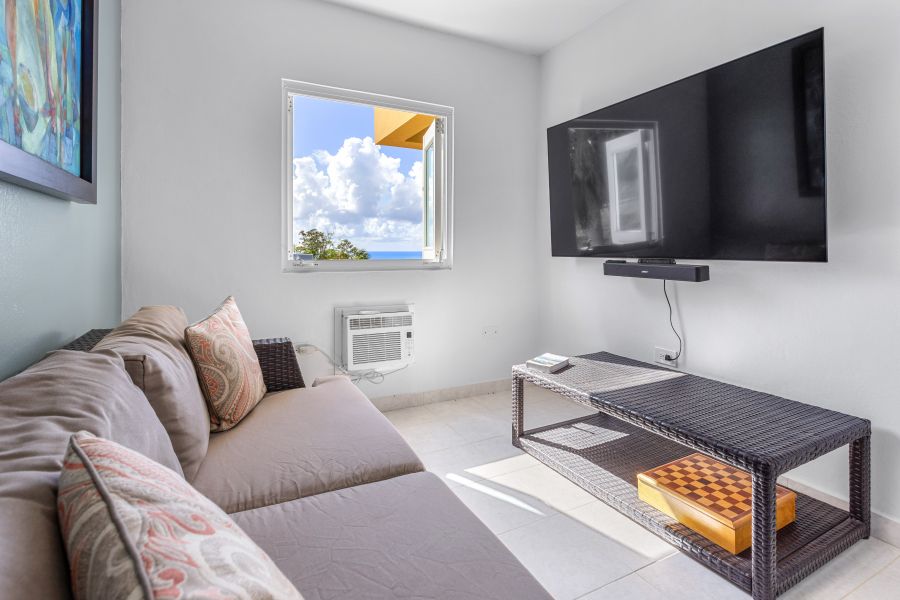 Urb Mar Caribe 16 Calle Flor Marina Naguabo 00718 PR