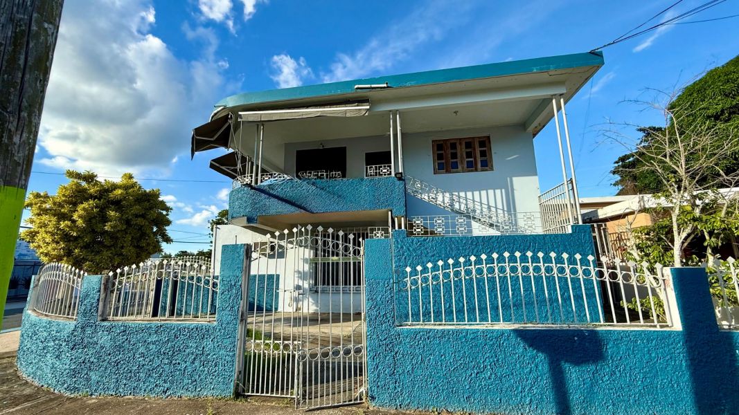 Urb Catalana Calle 1 A79 Barceloneta 00617 PR