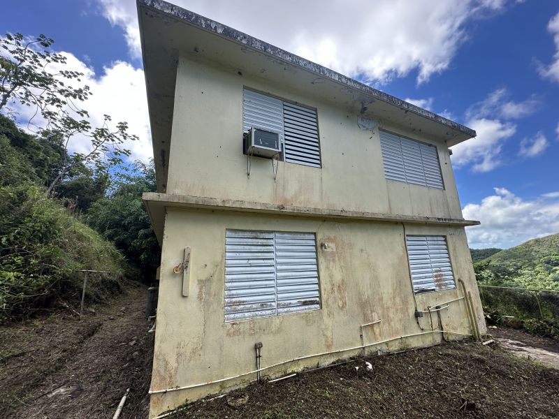 Bo Santana Carr 120 Sabana Grande 00637 PR