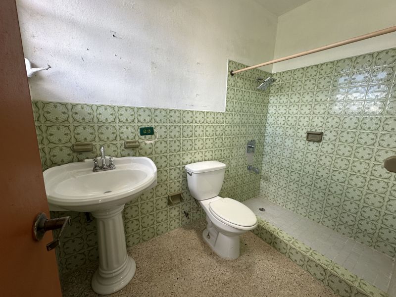 Bo Santana Carr 120 Sabana Grande 00637 PR