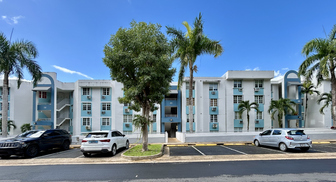 Cond Montecillo Court 4409 Encantada Trujillo Alto 00976 PR