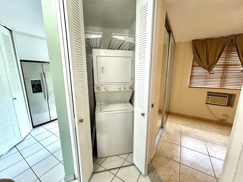 Cond Montecillo Court 4409 Encantada Trujillo Alto 00976 PR