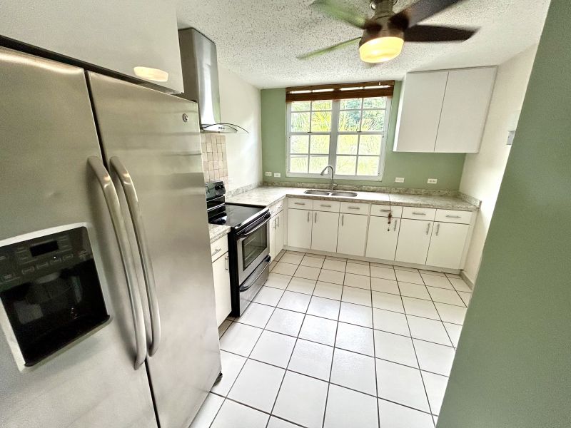 Cond Montecillo Court 4409 Encantada Trujillo Alto 00976 PR