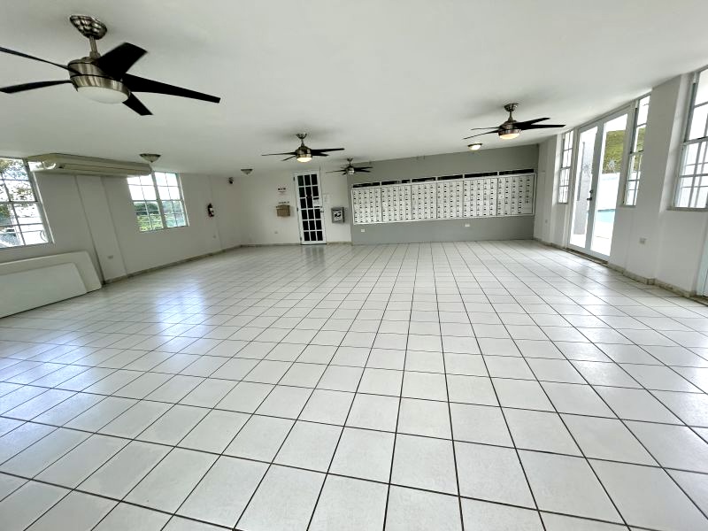 Cond Montecillo Court 4409 Encantada Trujillo Alto 00976 PR