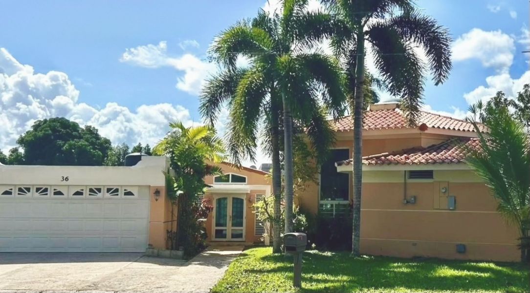 Gran Vista 1 #36 Calle Paseo Gurabo 00778 PR