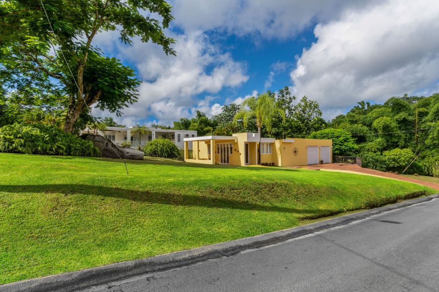 Carr 921 Km 4.4 Bo Tejas Las Piedras 00771 PR