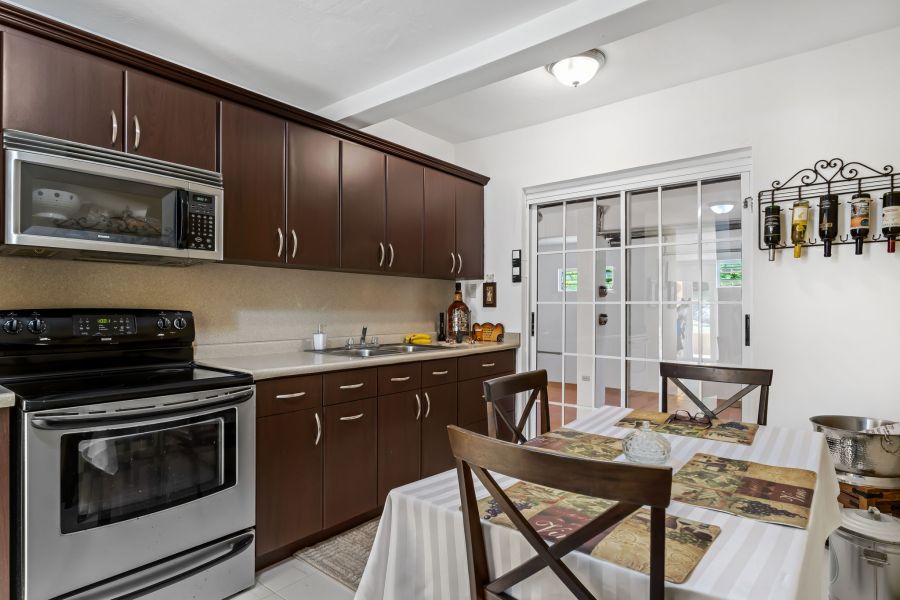 Carr 921 Km 4.4 Bo Tejas Las Piedras 00771 PR