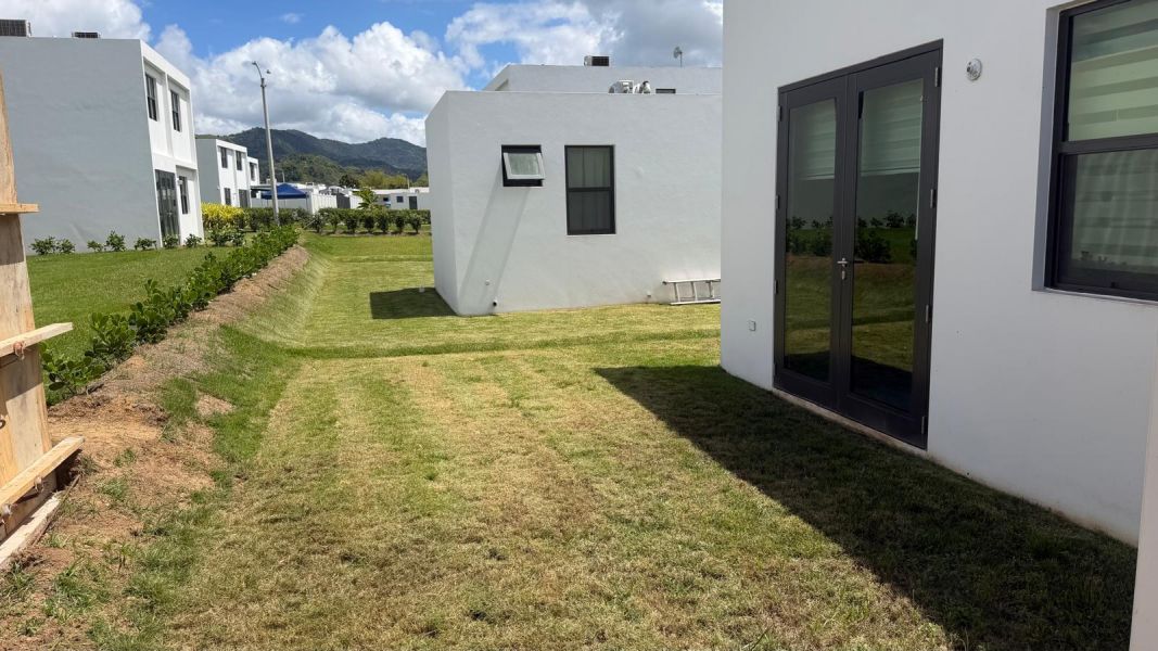 #259 Urb Los Sueños Ciudad Jardin Calle Cielo, Gurabo - 29