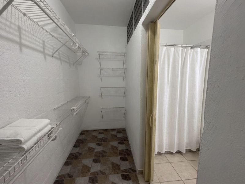 Calle Robles Ec15 Urb Los Almendros, Bayamon - 6