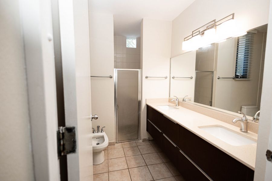 Carr 693 Int 6690 Km 1.3 Cond Palmas Dorada Villag Vega Alta 00692 PR