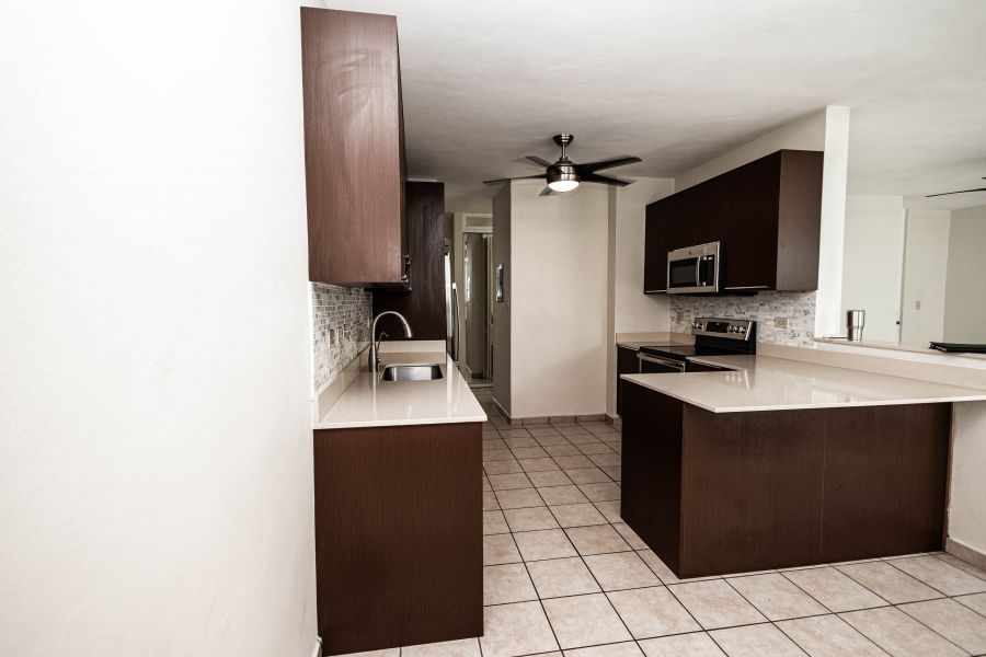 Carr 693 Int 6690 Km 1.3 Cond Palmas Dorada Villag Vega Alta 00692 PR