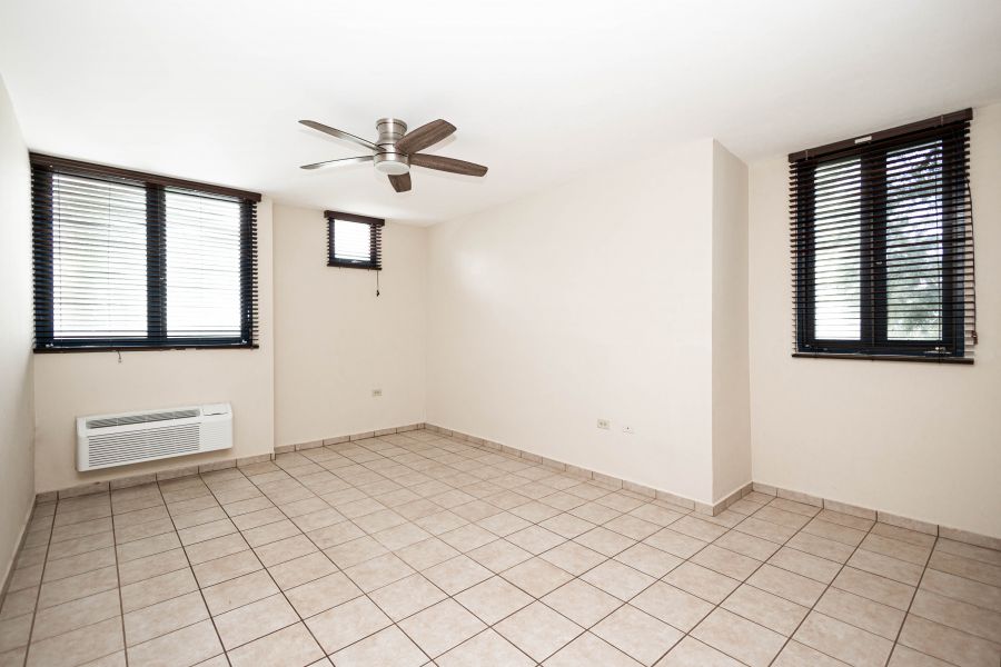 Carr 693 Int 6690 Km 1.3 Cond Palmas Dorada Villag Vega Alta 00692 PR