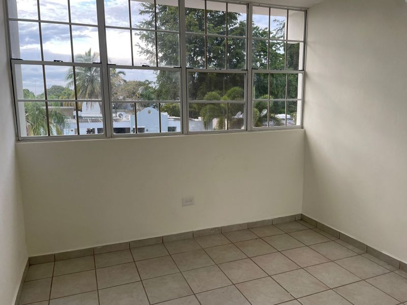 Urb Los Montes 326 Calle Alondra Dorado 00646 PR