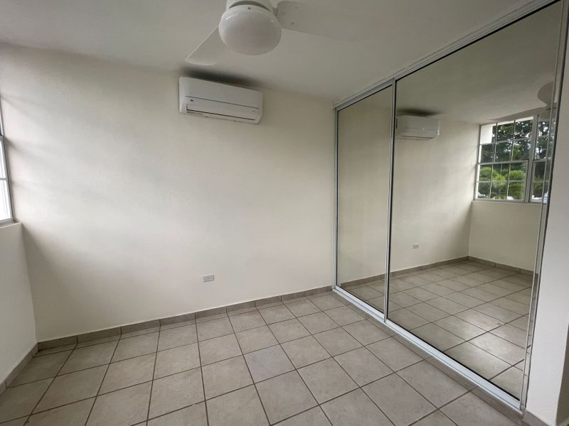 Urb Los Montes 326 Calle Alondra Dorado 00646 PR