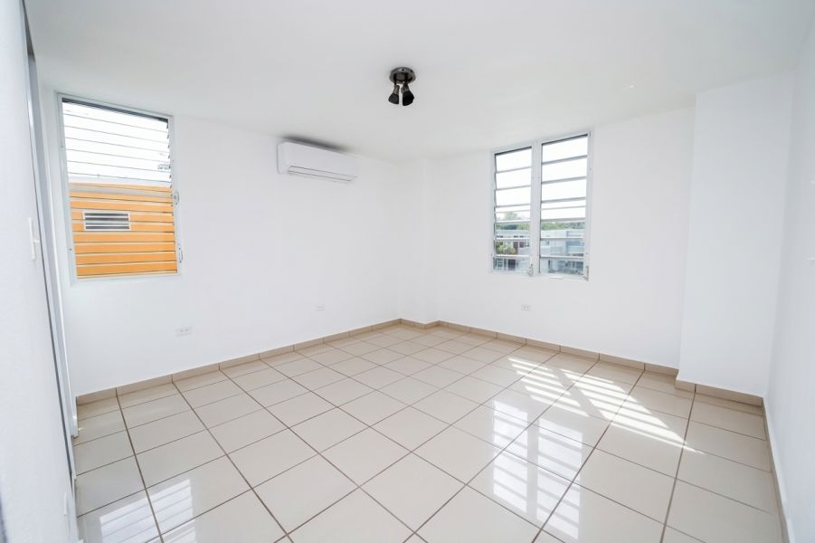 Urb Palacios Del Rio I L2 Calle Botijas, Toa Alta - 8