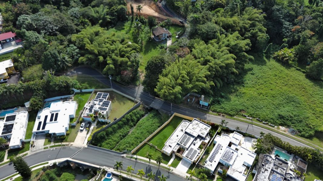 Bo Hato Nuevo #a Camino Oneil Casanas Guaynabo 00971 PR