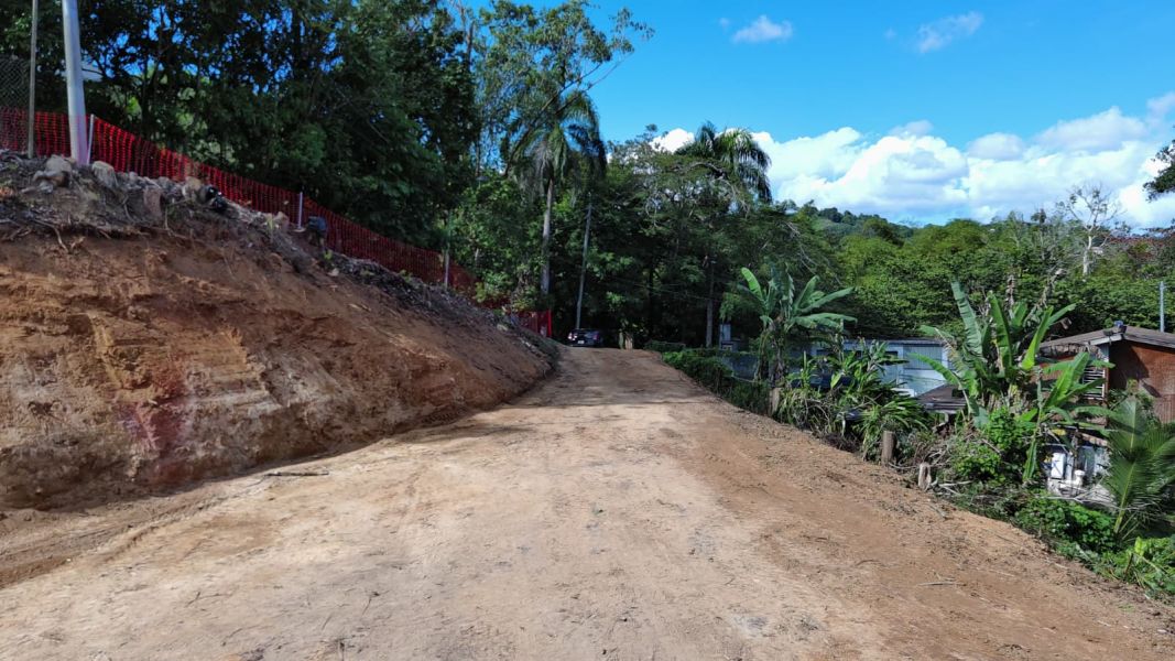 Bo Hato Nuevo #a Camino Oneil Casanas Guaynabo 00971 PR