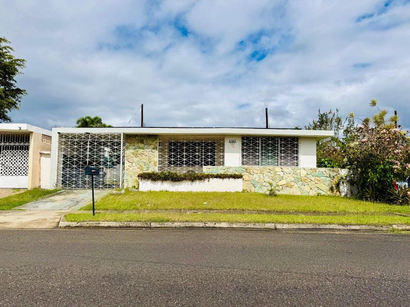 Urb La Rambla Bo Machuelo Abajo #1367 Calle Castel, Ponce - 1