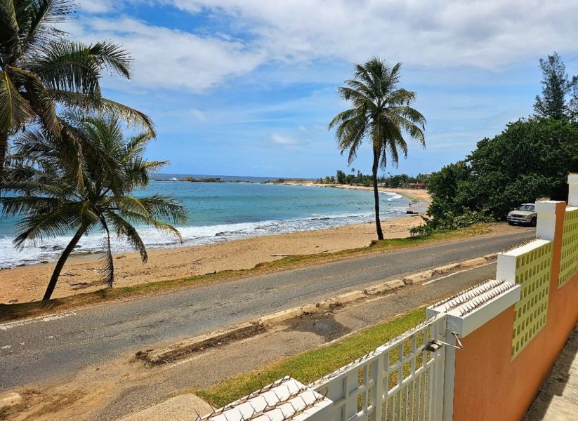 Isabela Beach Court Apt 412 Carr 466 Bo Bajuras Isabela 00662 PR