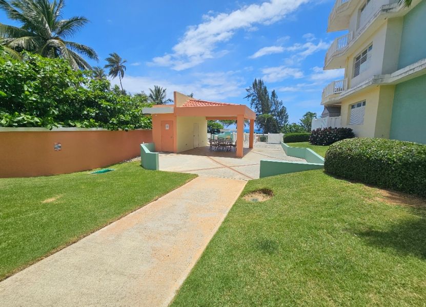 Isabela Beach Court Apt 412 Carr 466 Bo Bajuras Isabela 00662 PR