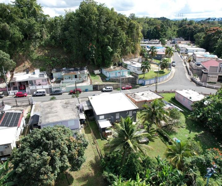 Carr 149 R643 Km 2.2 Bo Pinzon Manati 00674 PR